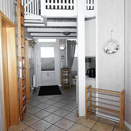 Holiday home Lachmoewe