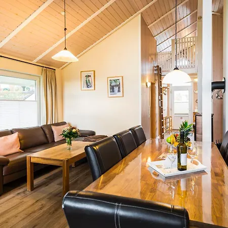 Lachmoewe Holiday home Bliesdorf
