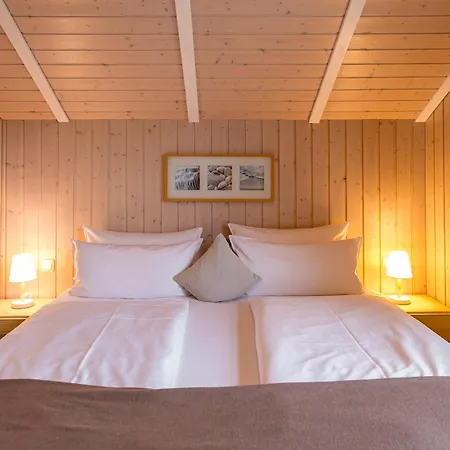 Holiday home Lachmoewe